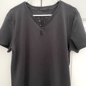 Alphalete Lux Henley size Large